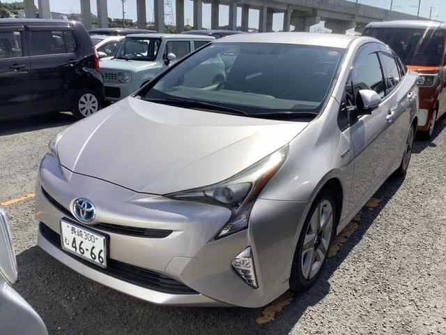 TOYOTA PRIUS 2016