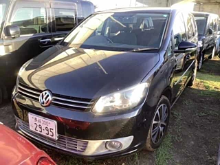 VOLKSWAGEN GOLF TOURAN 2013