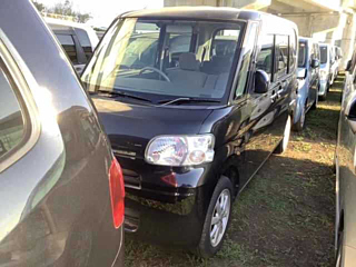DAIHATSU TANTO 2010