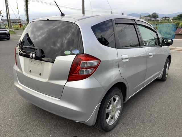 HONDA FIT 2010