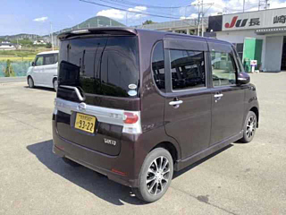 DAIHATSU TANTO 2011
