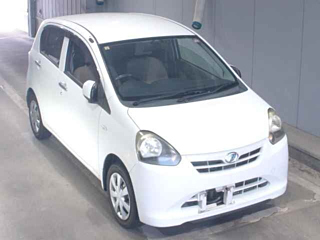 DAIHATSU MIRA E S 2012