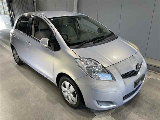 TOYOTA VITZ 2008