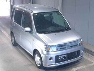 MITSUBISHI TOPPO 2010