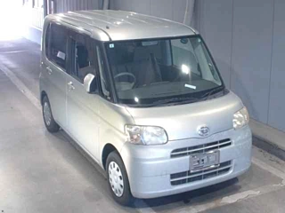 DAIHATSU TANTO 2009