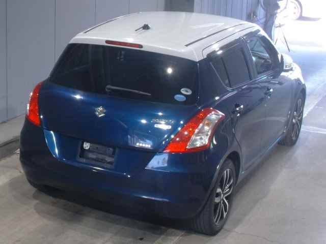 SUZUKI SWIFT 2015