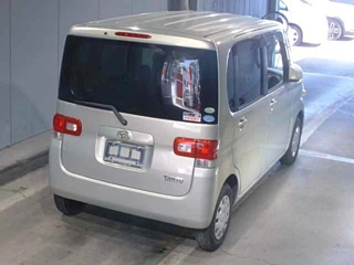 DAIHATSU TANTO 2009