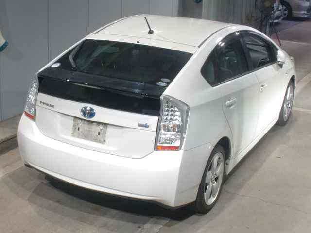 TOYOTA PRIUS 2010