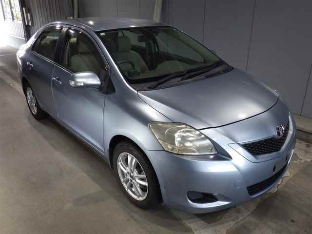 TOYOTA BELTA 2010