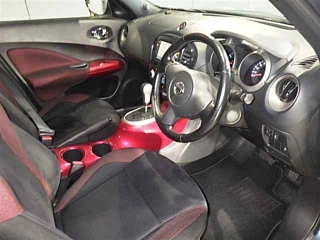 NISSAN JUKE 2012
