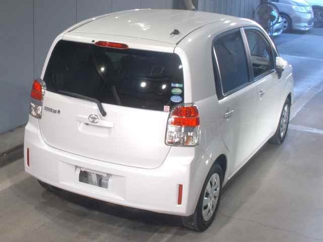 TOYOTA SPADE 2012