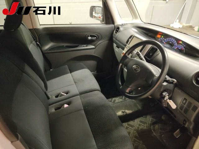 DAIHATSU TANTO 2009
