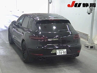 Заказать PORSCHE MACAN