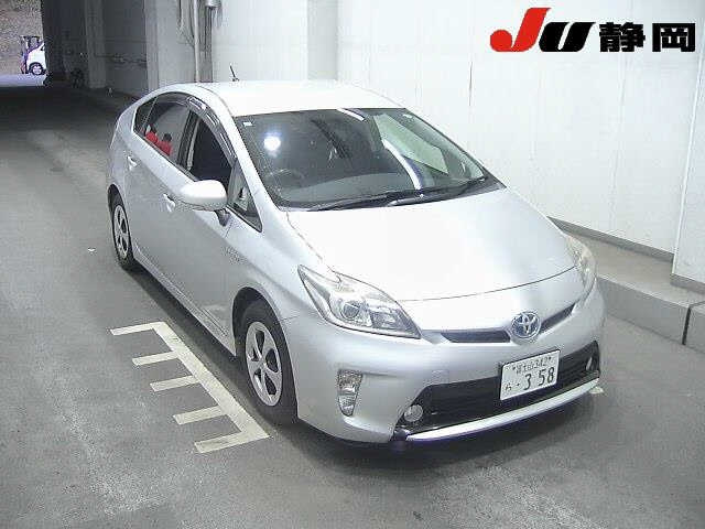 TOYOTA PRIUS 2013