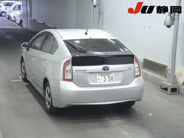 TOYOTA PRIUS 2013
