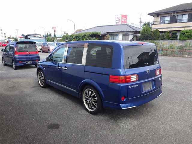 NISSAN LAFESTA 2009