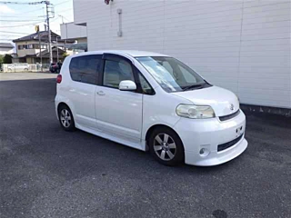 TOYOTA PORTE 2009