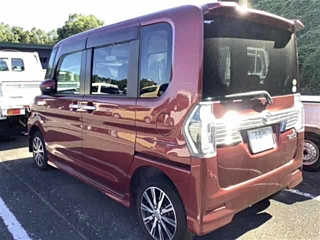 DAIHATSU TANTO 2018
