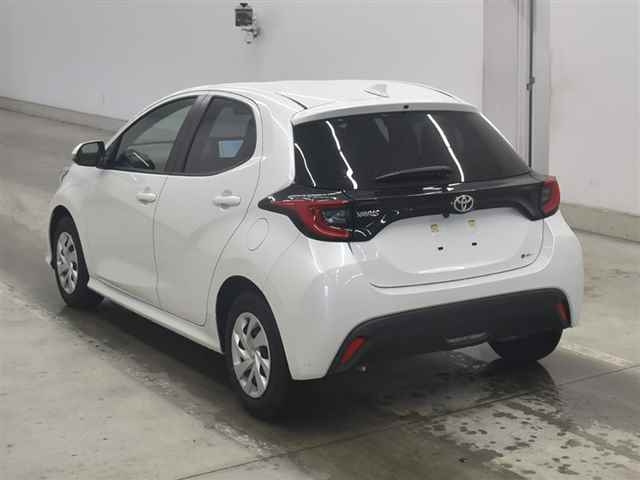 TOYOTA YARIS 2024