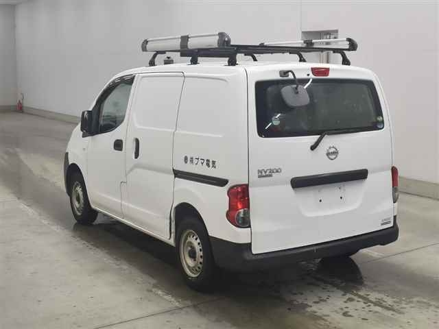 NISSAN NV200 2012