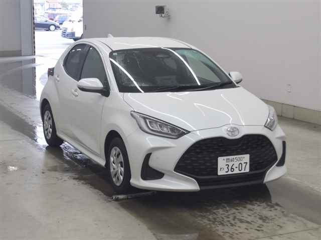 TOYOTA YARIS 2024