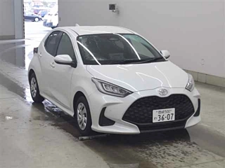 TOYOTA YARIS 2024