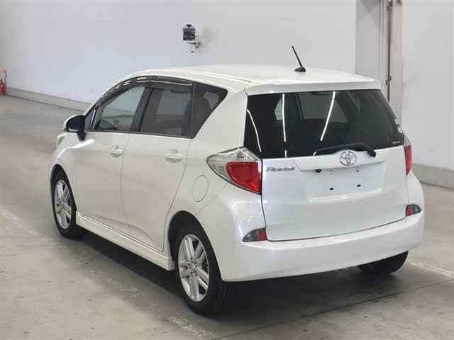 TOYOTA RACTIS 2010