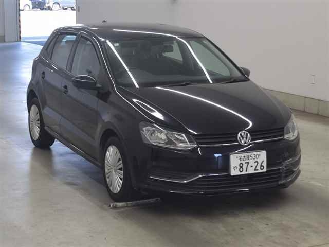 VOLKSWAGEN POLO 2015