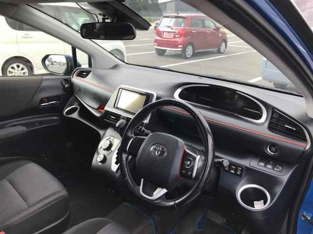 TOYOTA SIENTA 2019