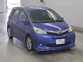 SUBARU TREZIA 2011