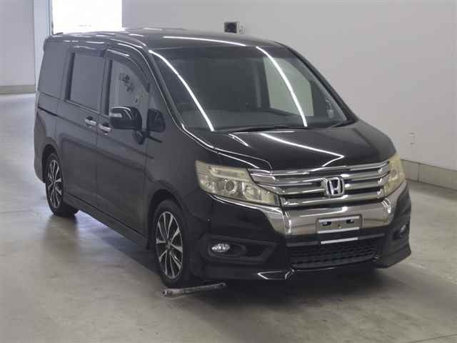 HONDA STEP WAGON 2012