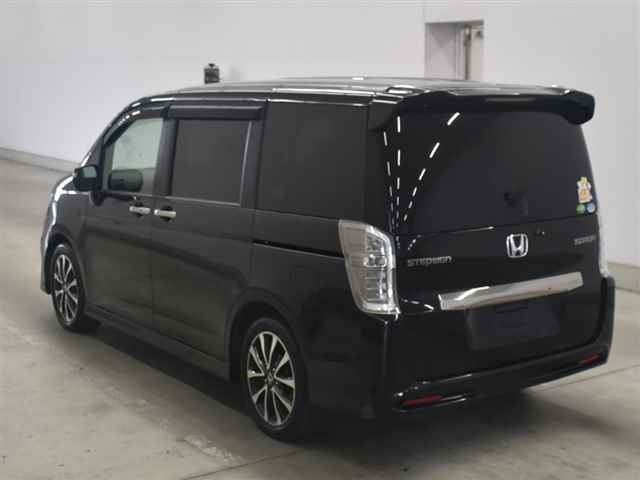 HONDA STEP WAGON 2012