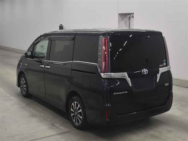 TOYOTA ESQUIRE 2017