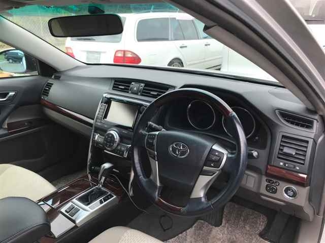 TOYOTA MARK X 2009