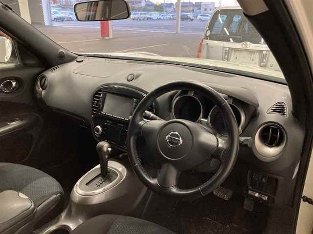 NISSAN JUKE 2010