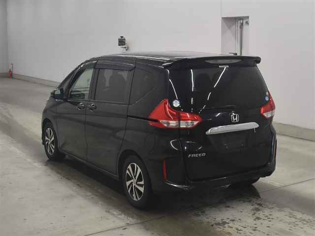 HONDA FREED 2016