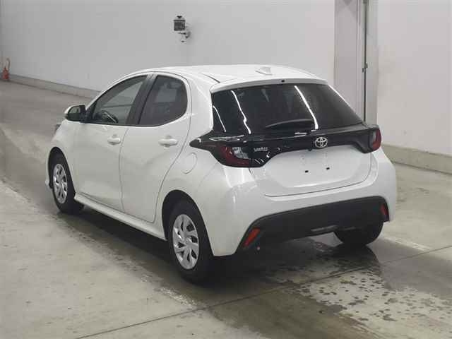 TOYOTA YARIS 2024