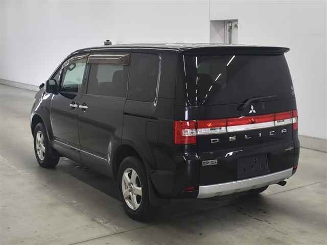 MITSUBISHI DELICA D5 2009