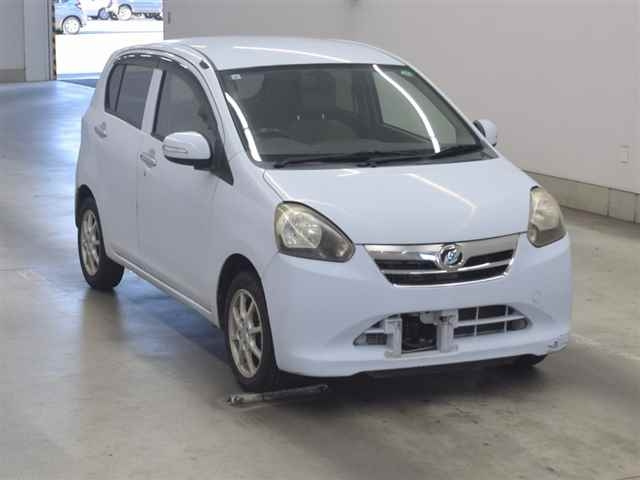 DAIHATSU MIRA E S 2011