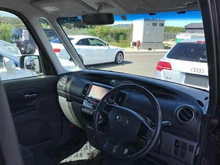 DAIHATSU TANTO 2010