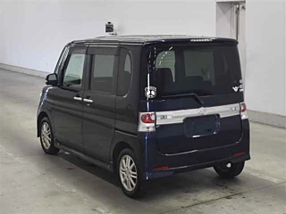 DAIHATSU TANTO 2010
