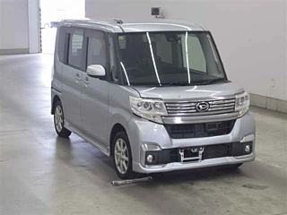 DAIHATSU TANTO 2016