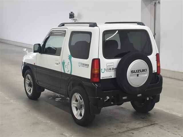 SUZUKI JIMNY 2010