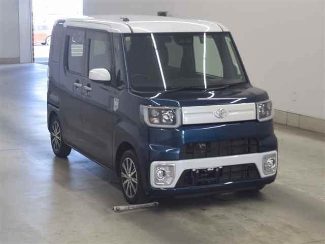 TOYOTA PIXIS MEGA 2020