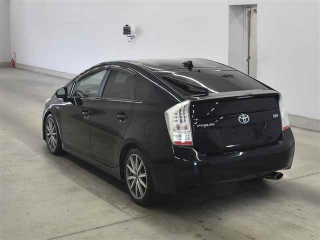 TOYOTA PRIUS 2010