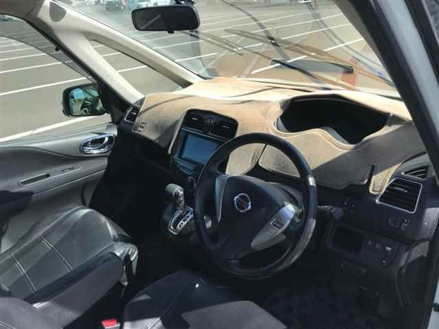 NISSAN SERENA 2013