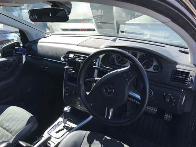 MERCEDES BENZ B CLASS 2011