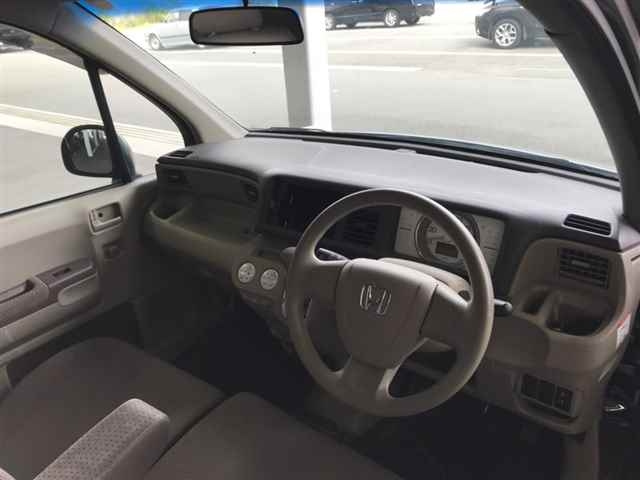 HONDA LIFE 2010