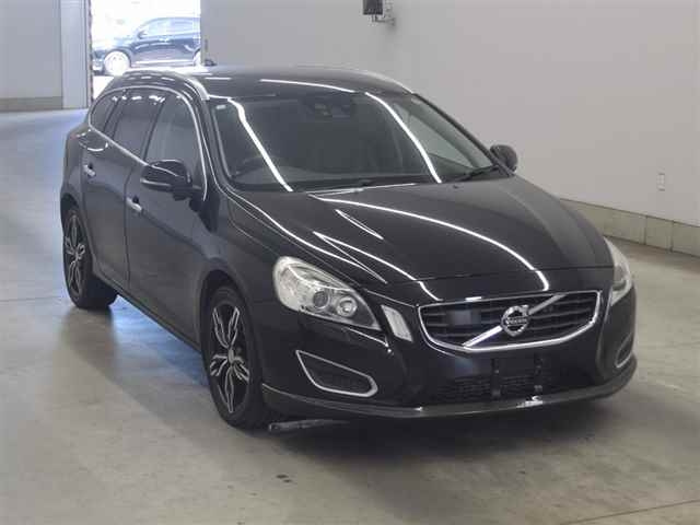 VOLVO V60 2012