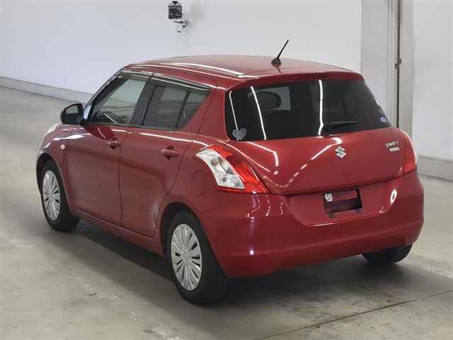 SUZUKI SWIFT 2013
